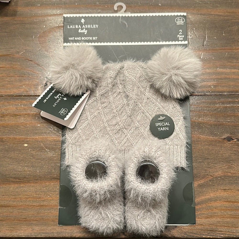 NWT Laura Ashley - Hat & Bootie Set